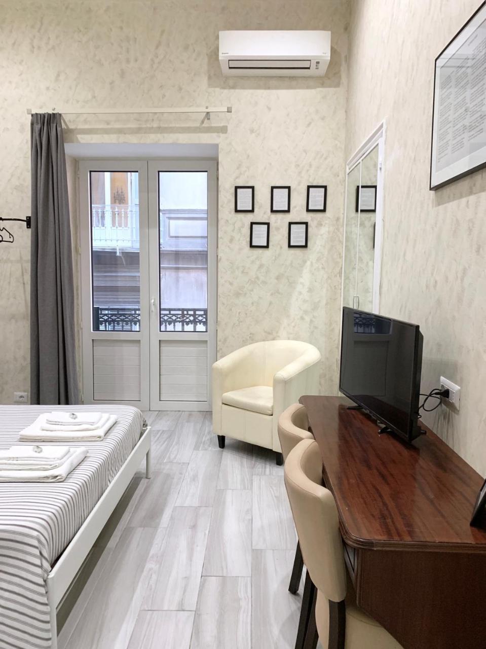Bed No Breakfast Ak Ξενοδοχείο Νάπολη Εξωτερικό φωτογραφία
