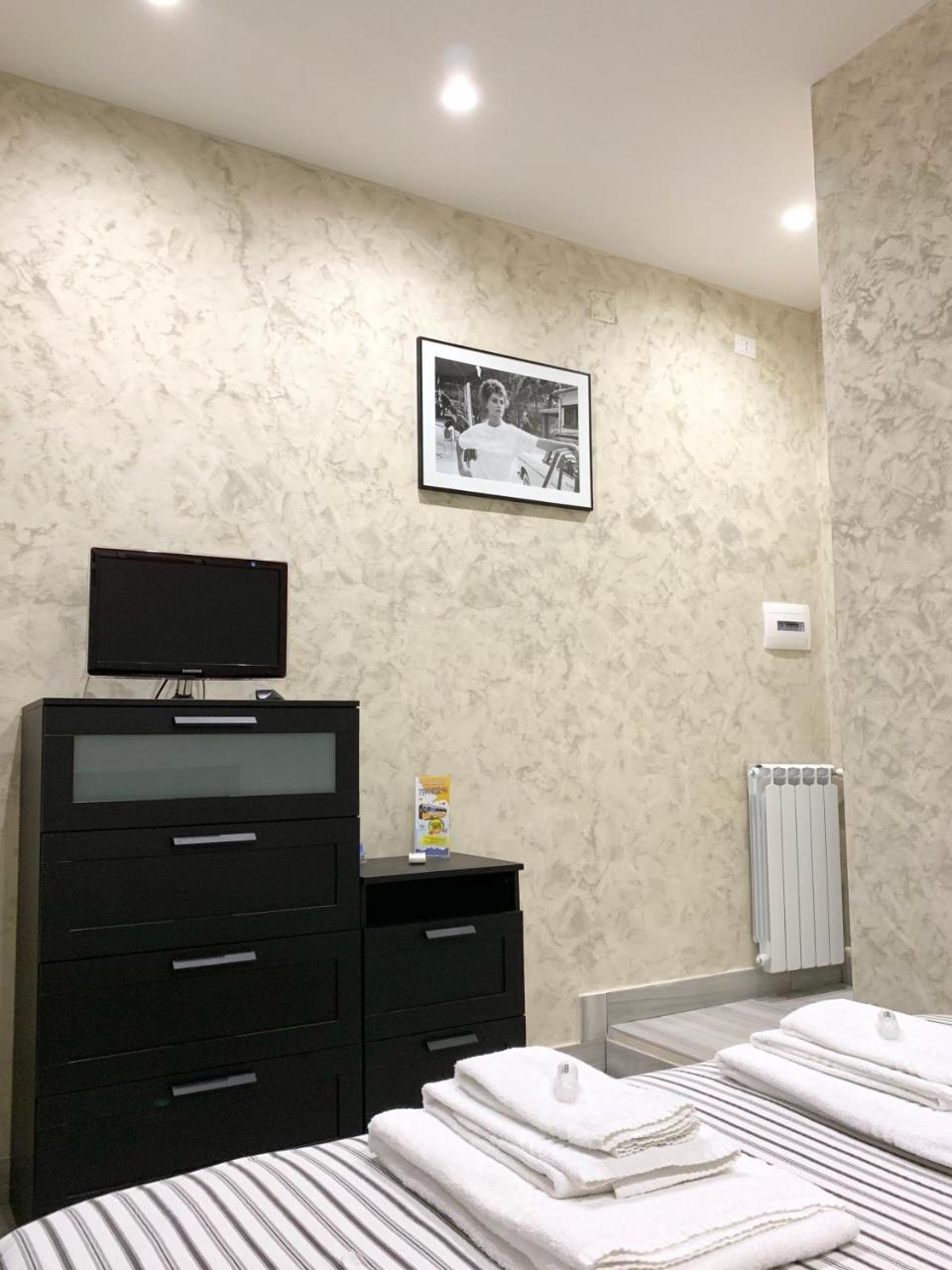 Bed No Breakfast Ak Ξενοδοχείο Νάπολη Εξωτερικό φωτογραφία